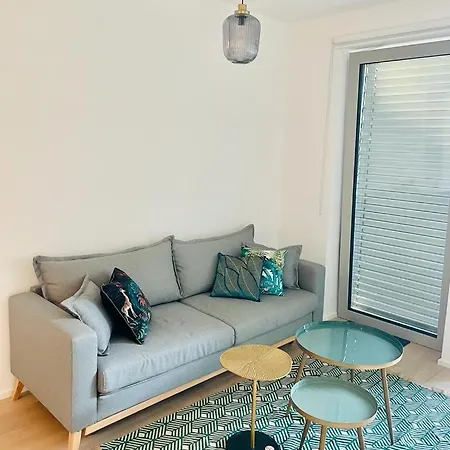 Beautiful One Bedroom In Center W Terrace & Parking Luxembourg
