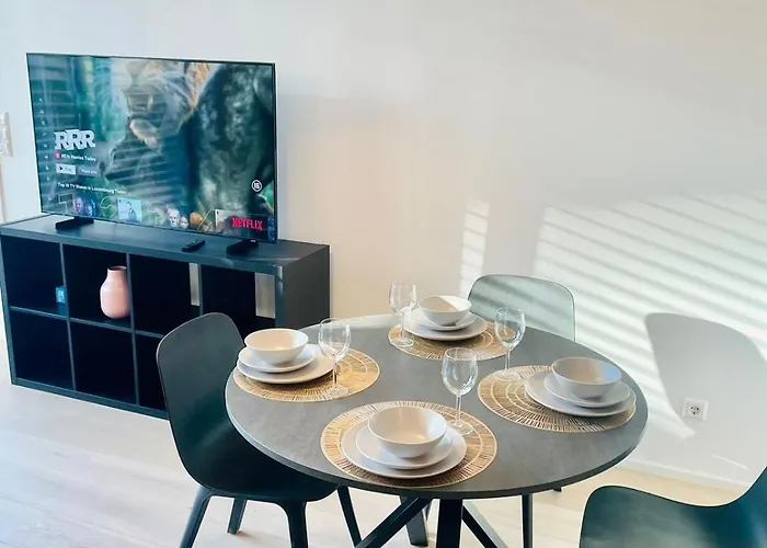 Apartamento Beautiful One Bedroom In Center W Terrace & Parking