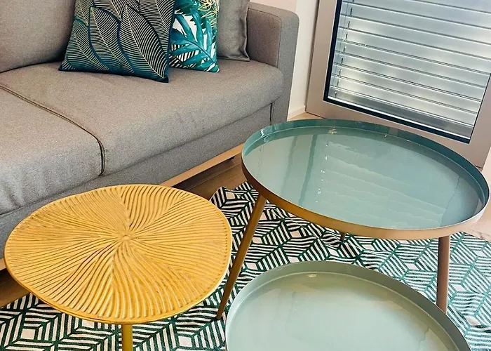 Beautiful One Bedroom In Center W Terrace & Parking * Luksemburg