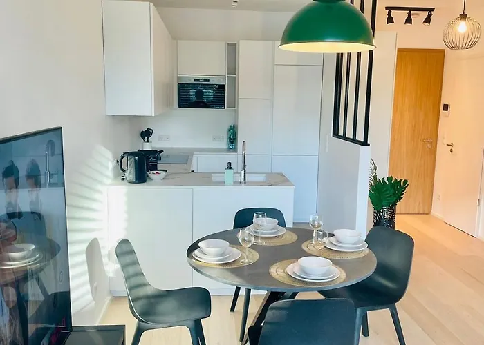 Apartamento Beautiful One Bedroom In Center W Terrace & Parking Luxemburgo