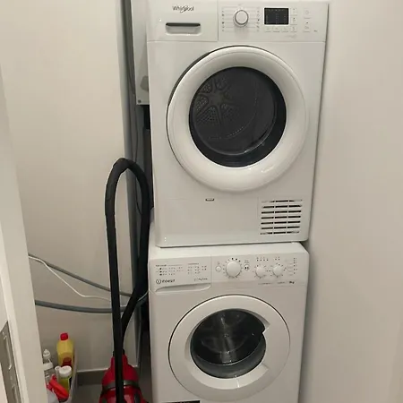 Apartment Beautiful One Bedroom In Center W Terrace & Parking Luxembourg